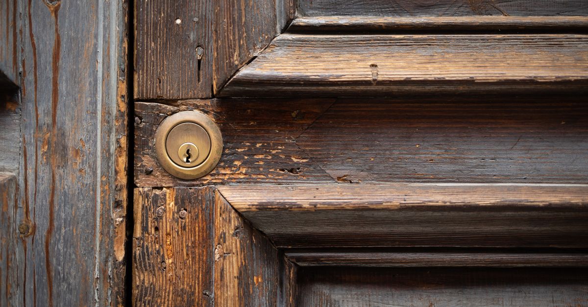 home security lock door — Florence Locksmiths