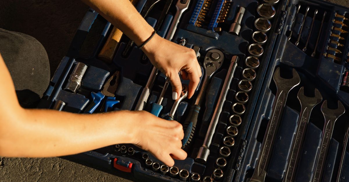 key maker professional — Florence Locksmiths